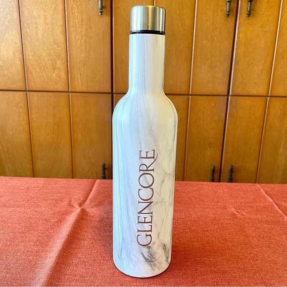 Chilly Moose Insulated Wine Bottle - Picture 7 of 9